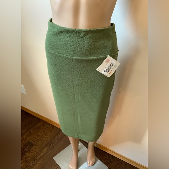 Lularoe - Picture 6 of 10